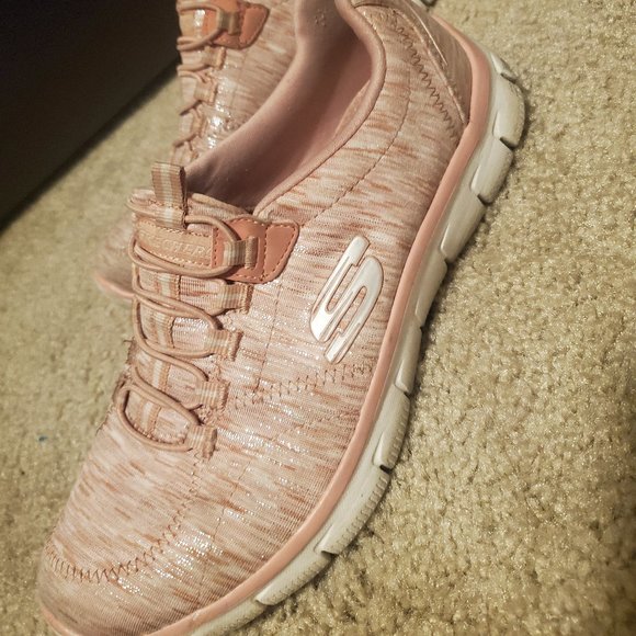 Used Sneakers - Picture 7 of 11